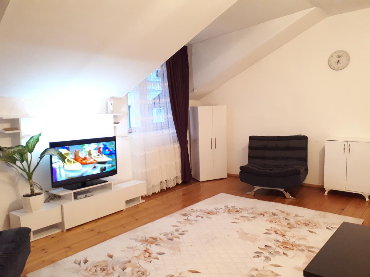 Karin House Apartment Tbilisi Bagian luar foto