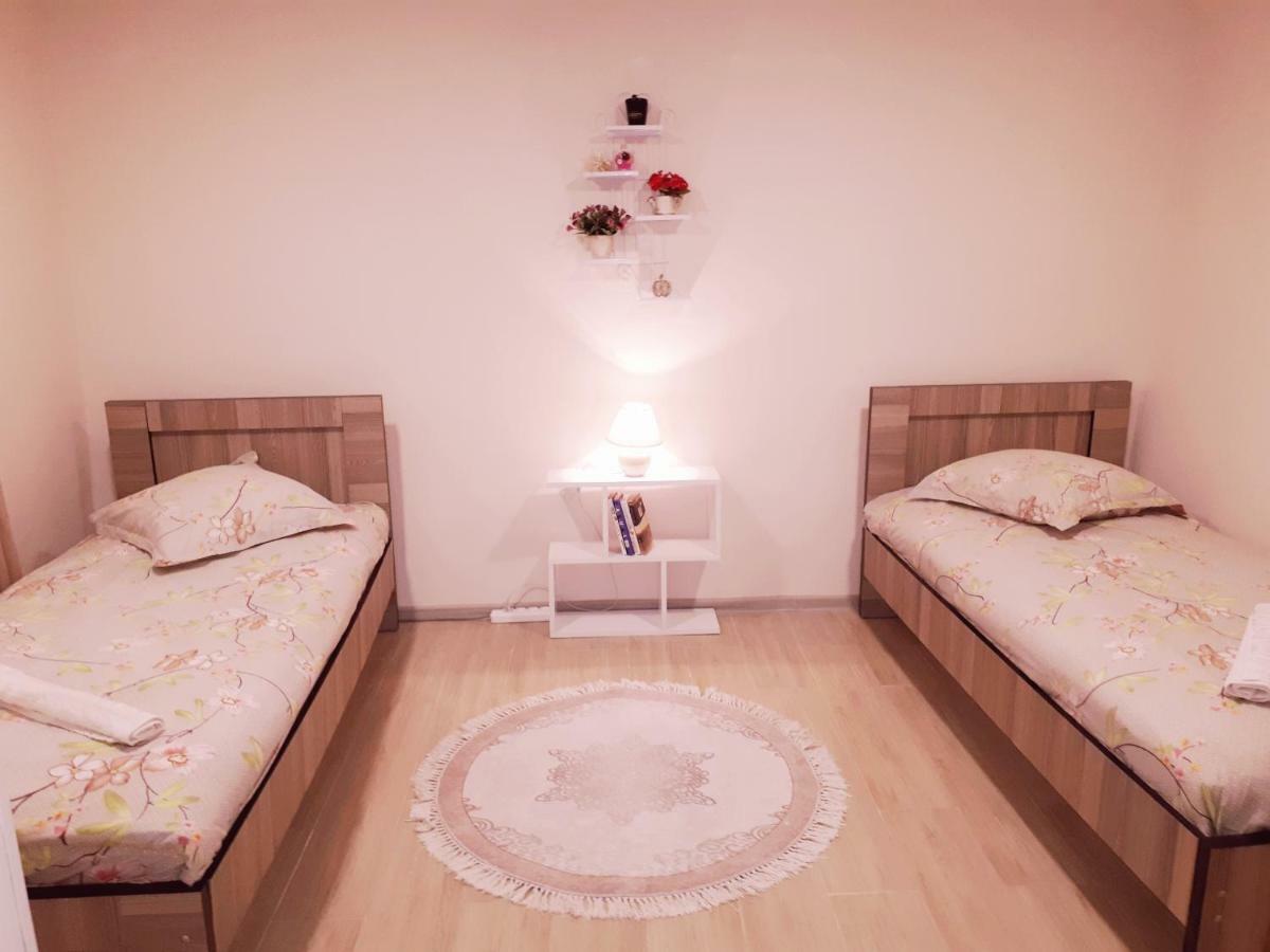 Karin House Apartment Tbilisi Bagian luar foto